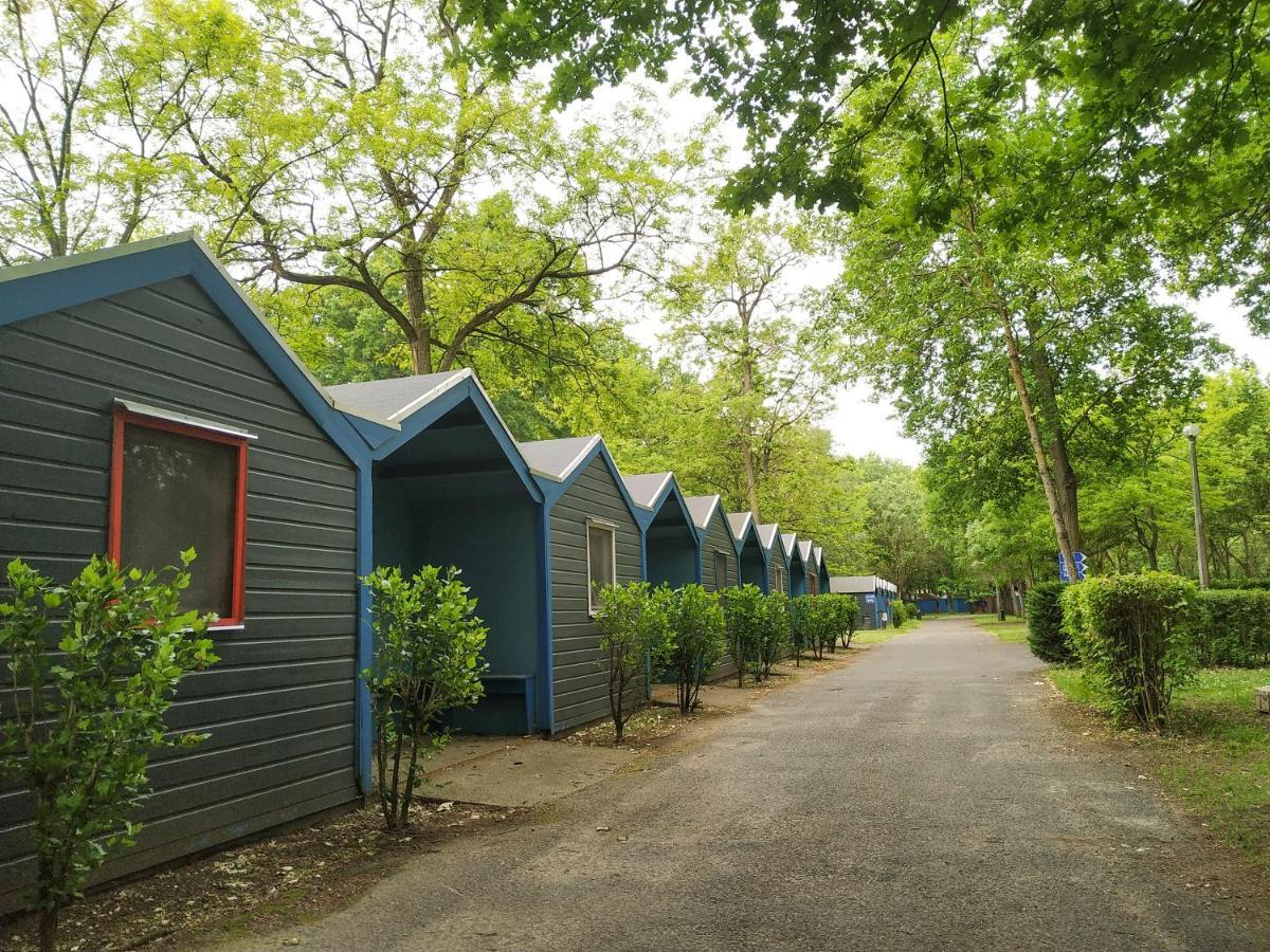 Dorcas Center&Camping Debrecen Exterior foto