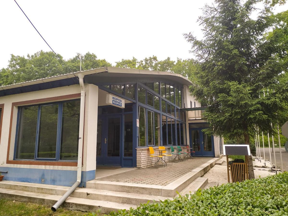 Dorcas Center&Camping Debrecen Exterior foto